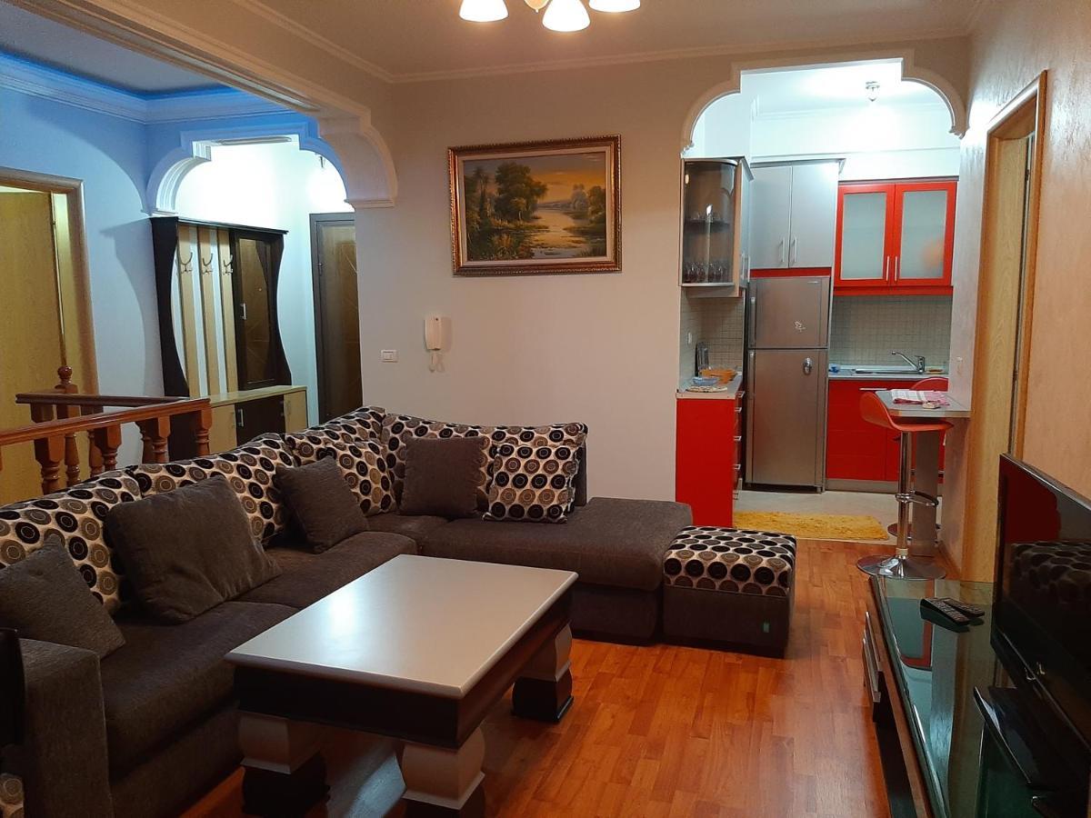 Apartament Egzoni City Center Apartment Berat Luaran gambar