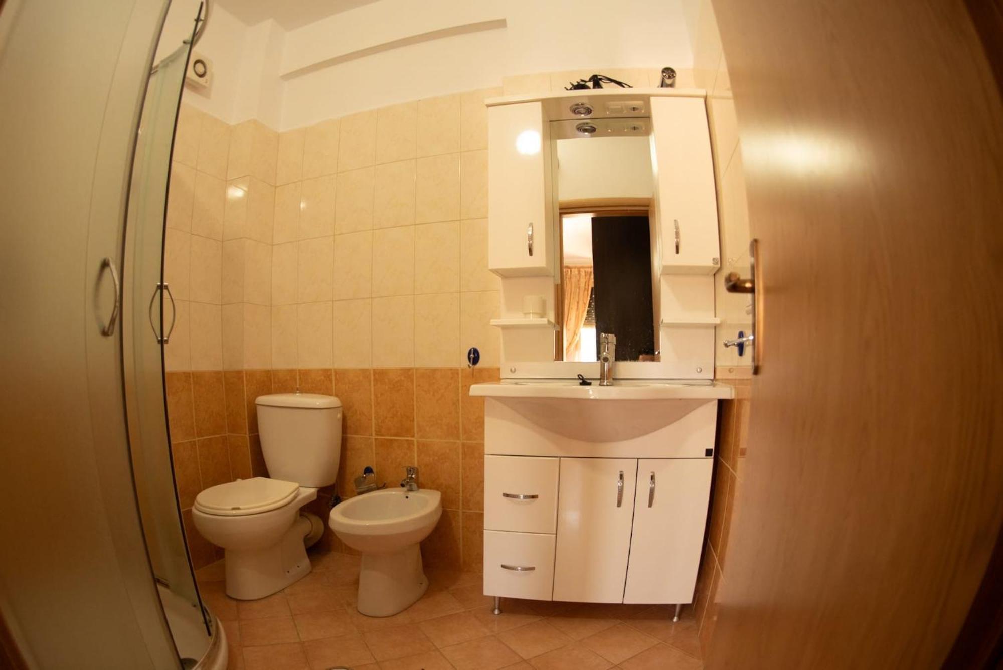 Apartament Egzoni City Center Apartment Berat Luaran gambar