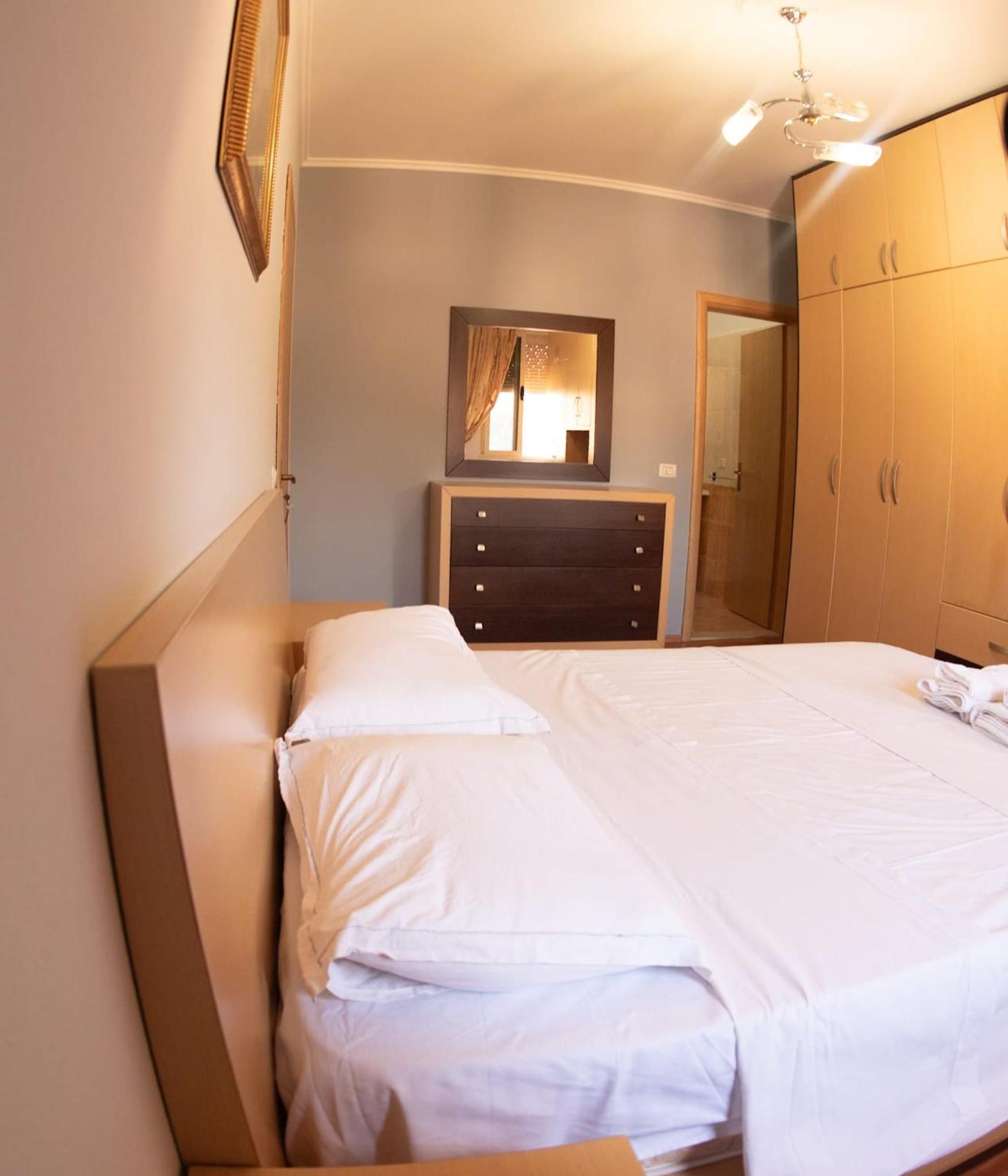 Apartament Egzoni City Center Apartment Berat Luaran gambar